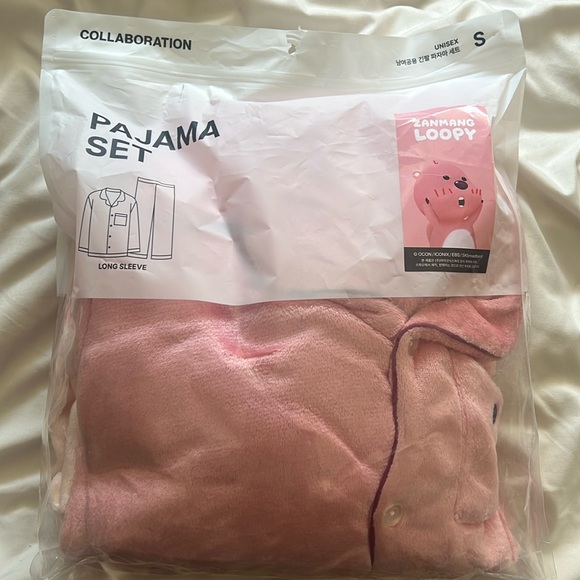 Loopy Character Pajama Set - Picture 2 of 2